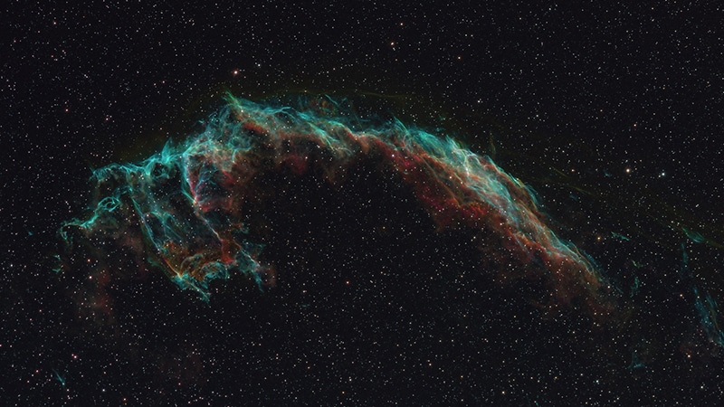EasternVeilHubble chrishowey 800x450