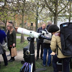 HenningHost_outreach